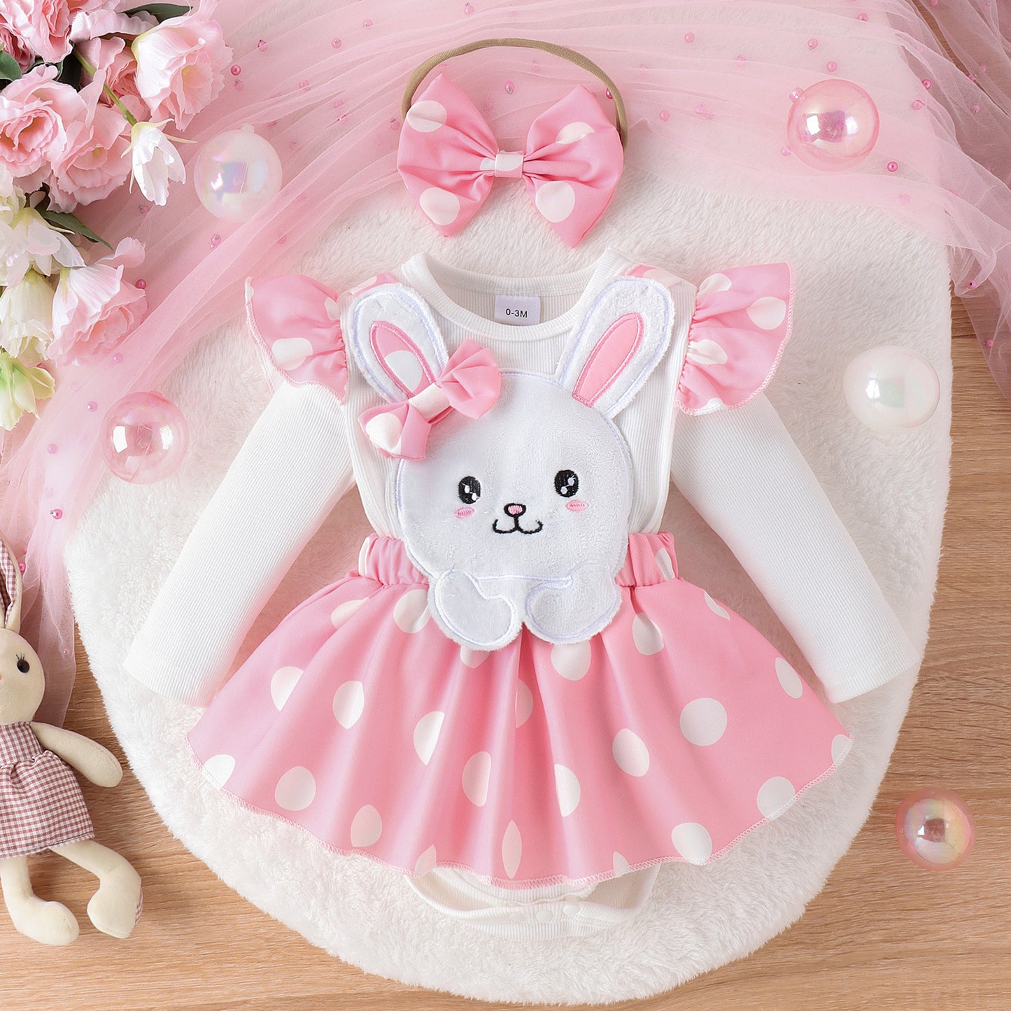 Combinaison à manches longues pour bébé fille avec motif lapin et coiffe