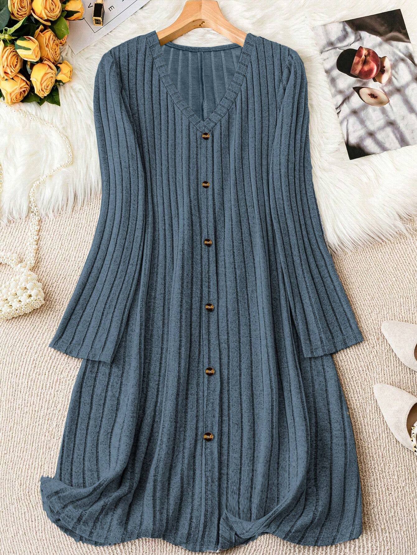 Solid-color V-neck Long-sleeve Versatile Dress