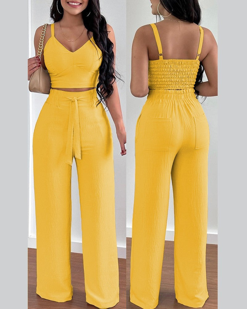 Costume deux pièces à bretelles tendance pour femme