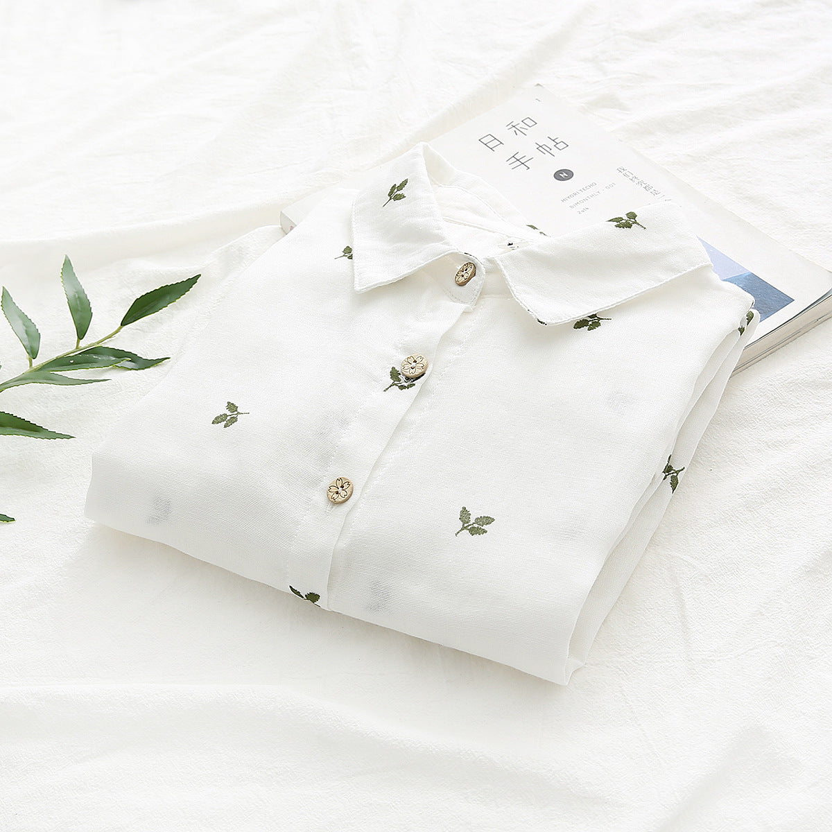 Autumn Artistic Leaves Printed Long-sleeved Shirt