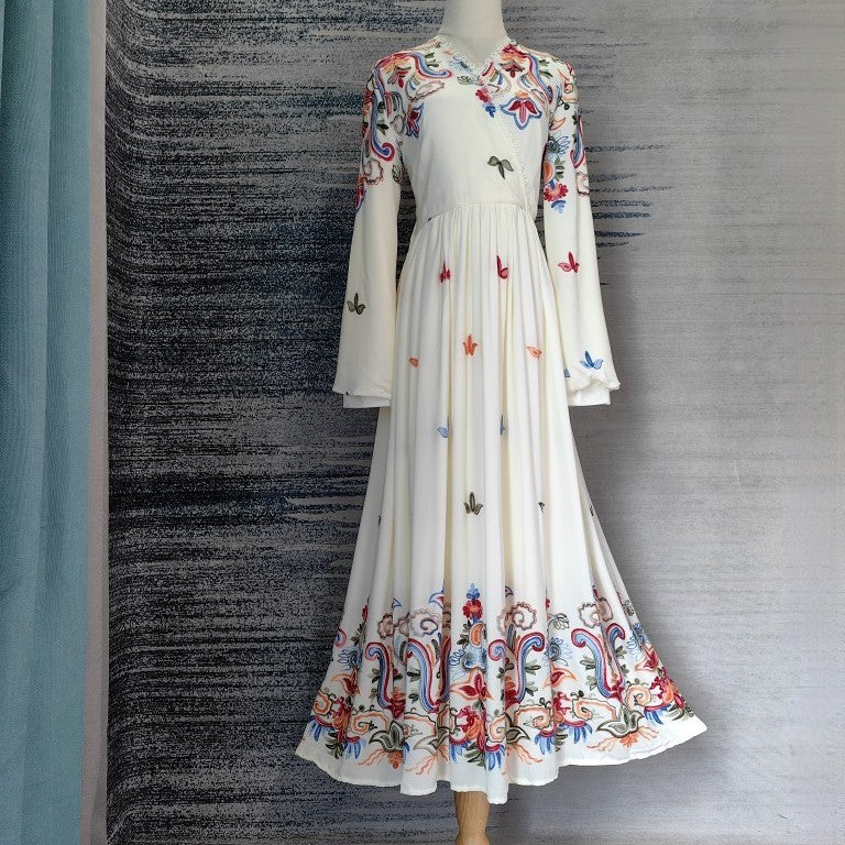 Robe aristocratique rétro brodée de Dubaï