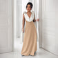 A High-end And Elegant V-neck Sleeveless Dress With Contrasting Colors
