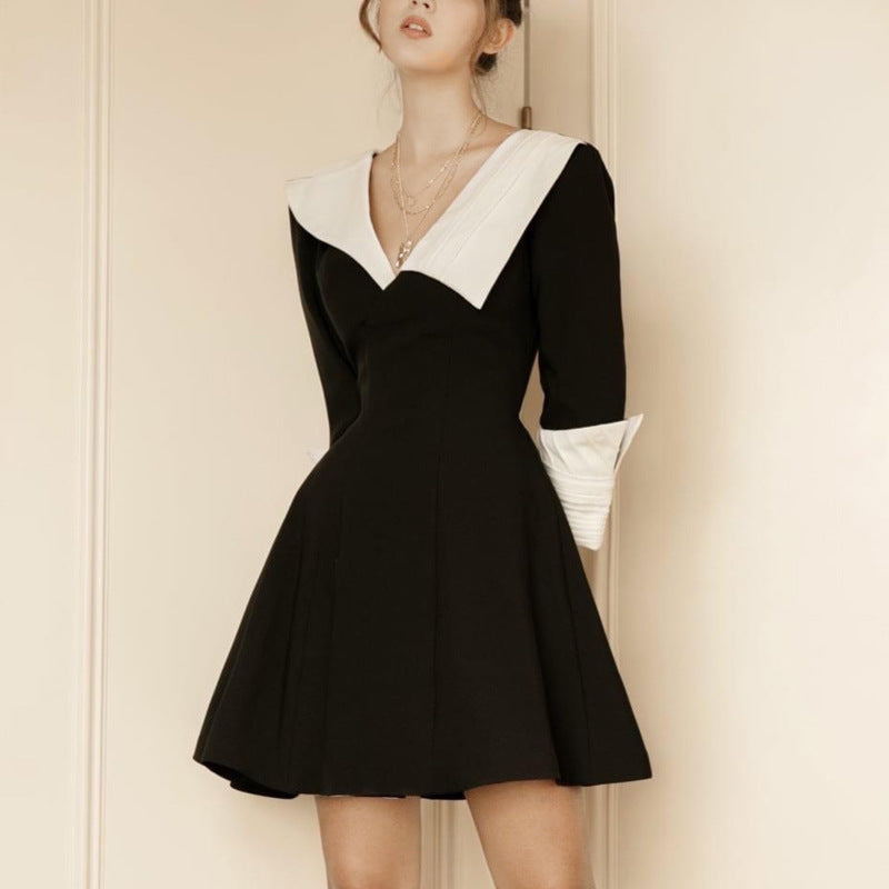 Nouvelle robe slim de luxe légère à col en V et contraste de couleurs noir et blanc