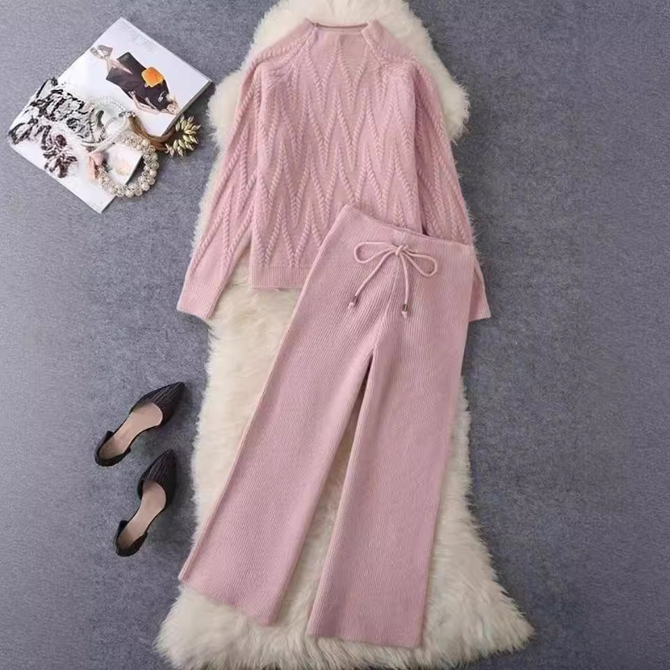 Ensemble deux pièces pull tricoté et pantalon large