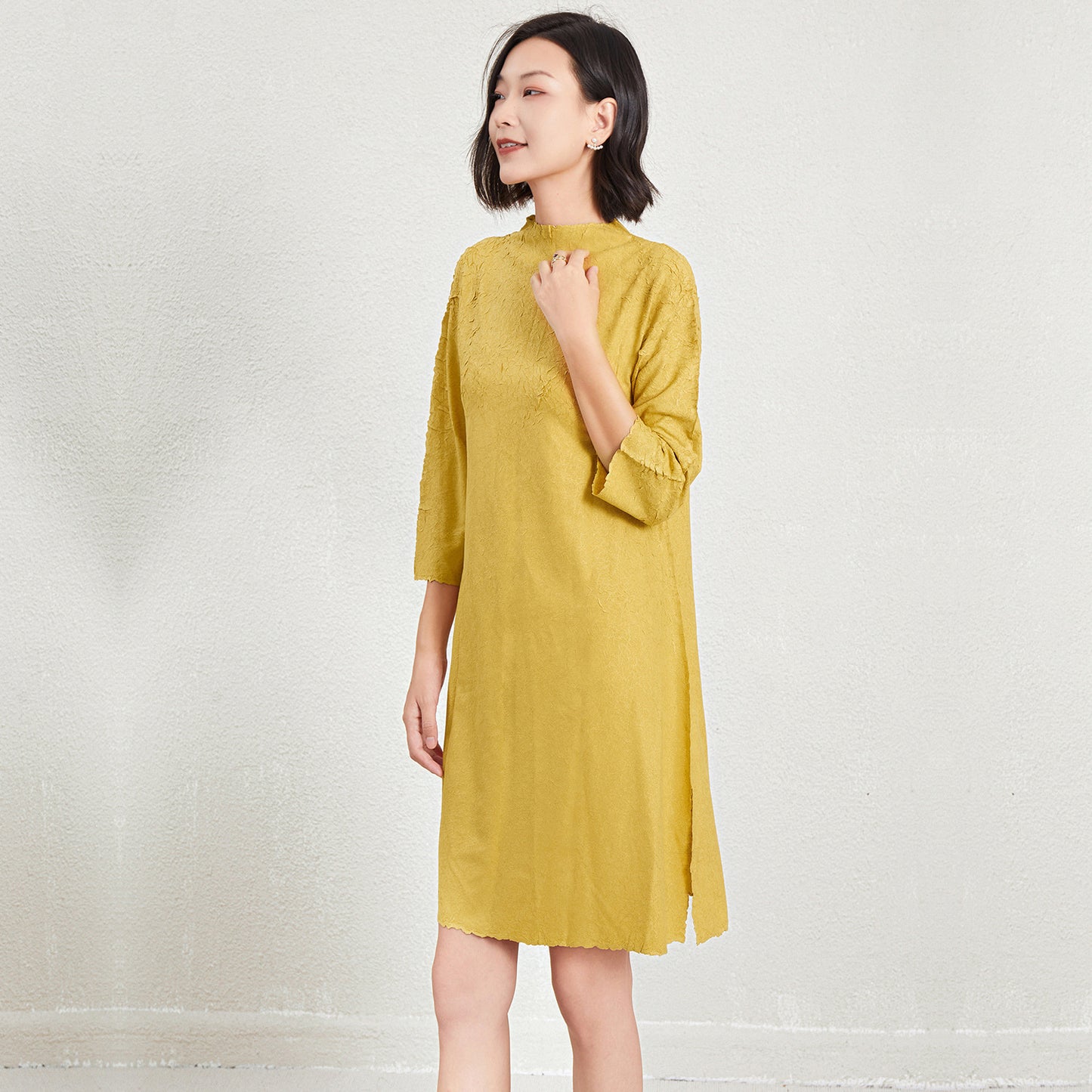 Robe à manches longues, élégante et tendance