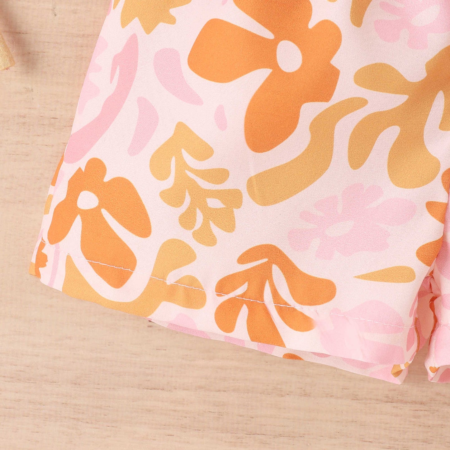Bubble Sleeve Printed Suspender Shorts Suit