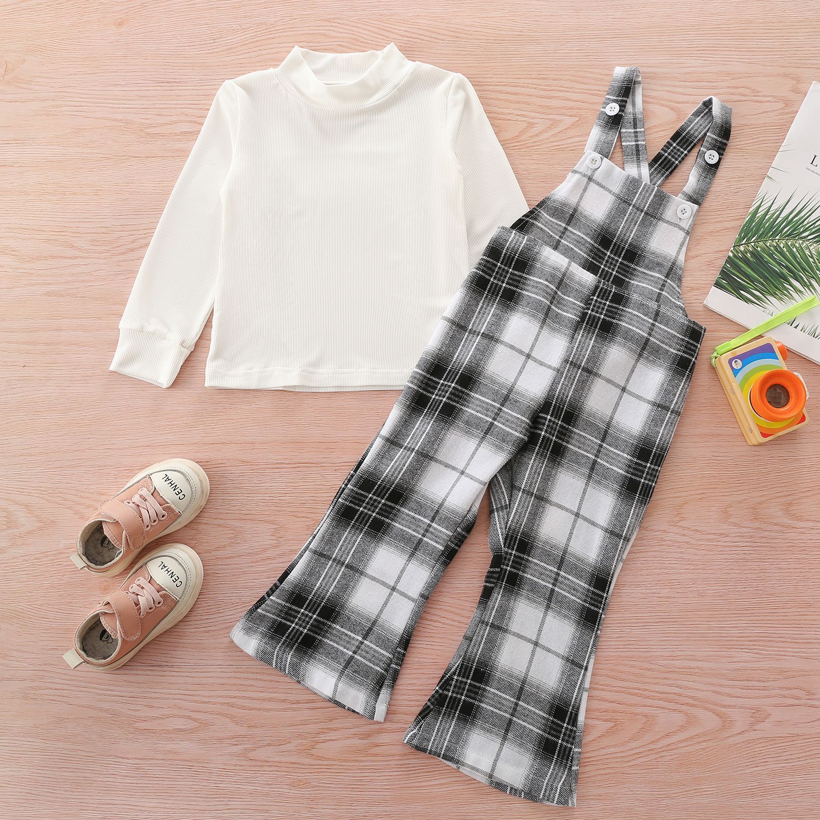 Two Piece Set Of Round Neck Top Plaid Suspender Trousers
