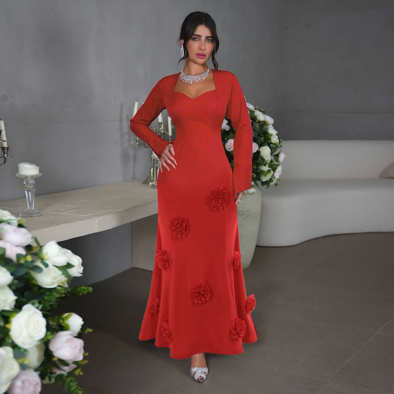 Robe fleurie à col pêche et coupe ajustée pour femme