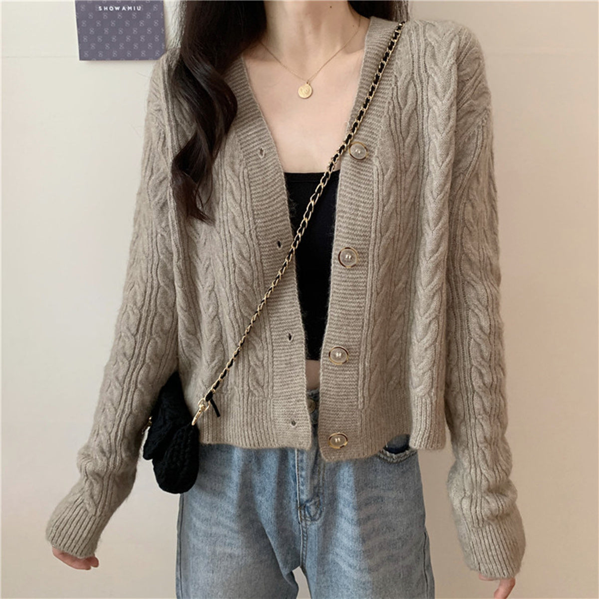 Loose Short White Twist Sweater Coat