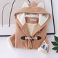 Manteau à capuche en laine japonaise à boutons de vache