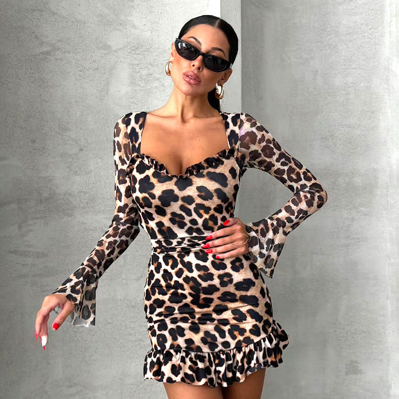 Women's Mesh Stitching Horn Long Sleeve Cinched Short Dress