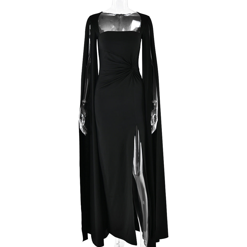Robe unie à col carré et manches longues avec fente haute
