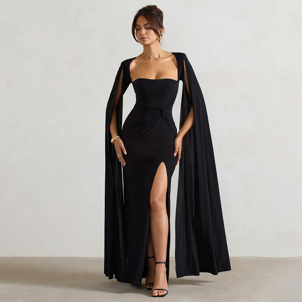 Robe unie à col carré et manches longues avec fente haute
