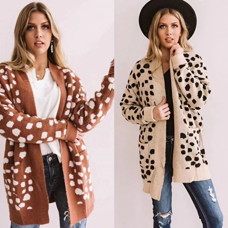 Cardigan tricoté épais et ample à pois irréguliers pour femme
