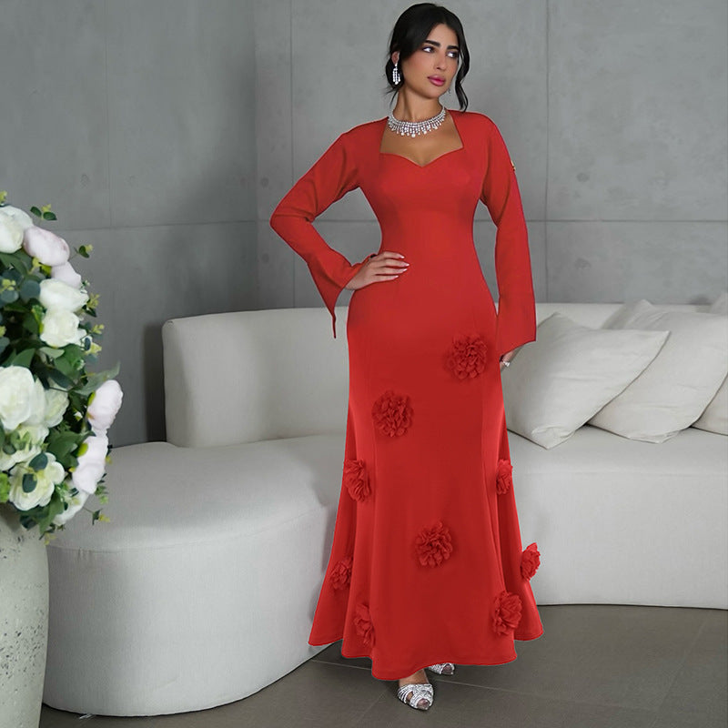 Robe fleurie à col pêche et coupe ajustée pour femme