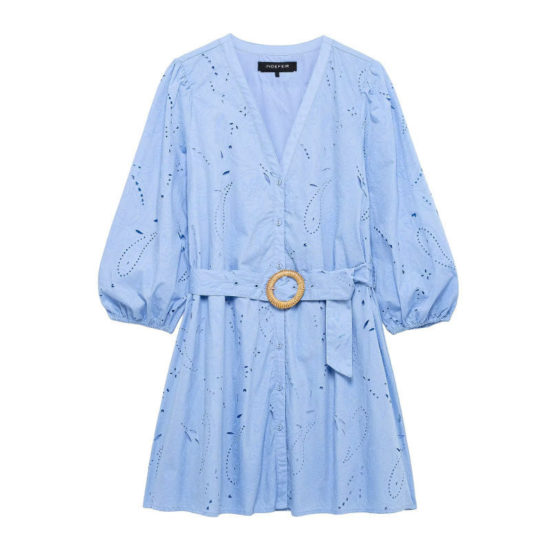 Fashionable Heat-Sealed Embroidered Elegant V-Neck Short Dress