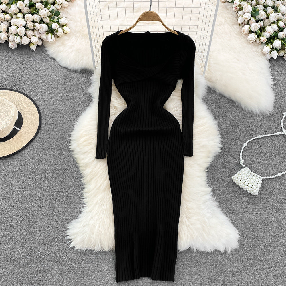 Robe mi-longue en tricot à fines bretelles