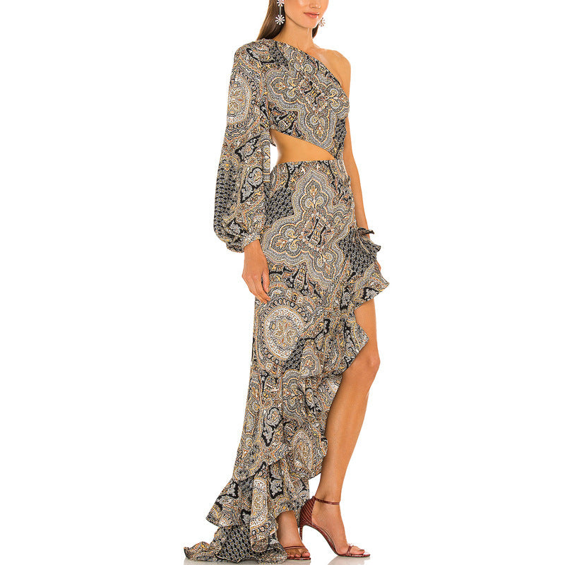 Robe à épaules inclinées et motif floral irrégulier à motif feuille de lotus pour femme