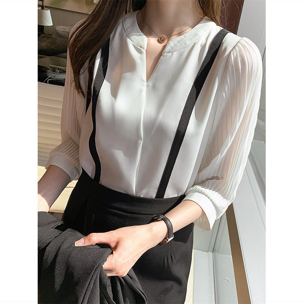 V-neck White Shirt Women's Three-quarter Sleeve Chiffon Top