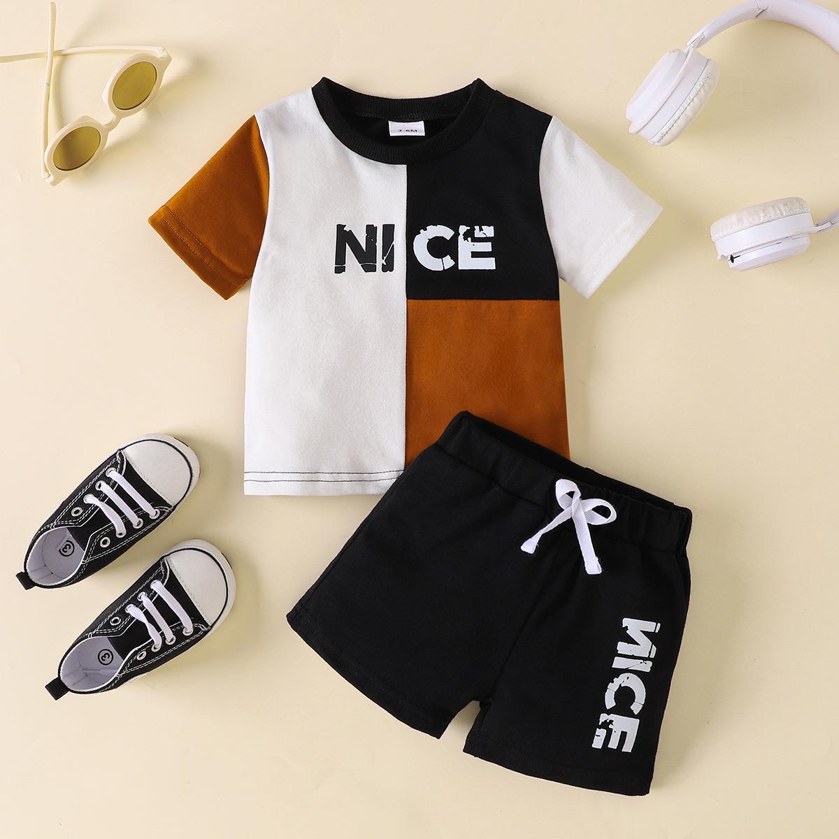 Ensemble short imprimé à manches courtes