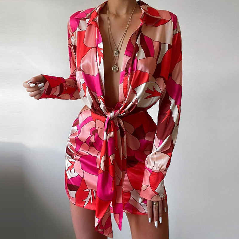 Robe à manches longues et imprimé à revers pour femme