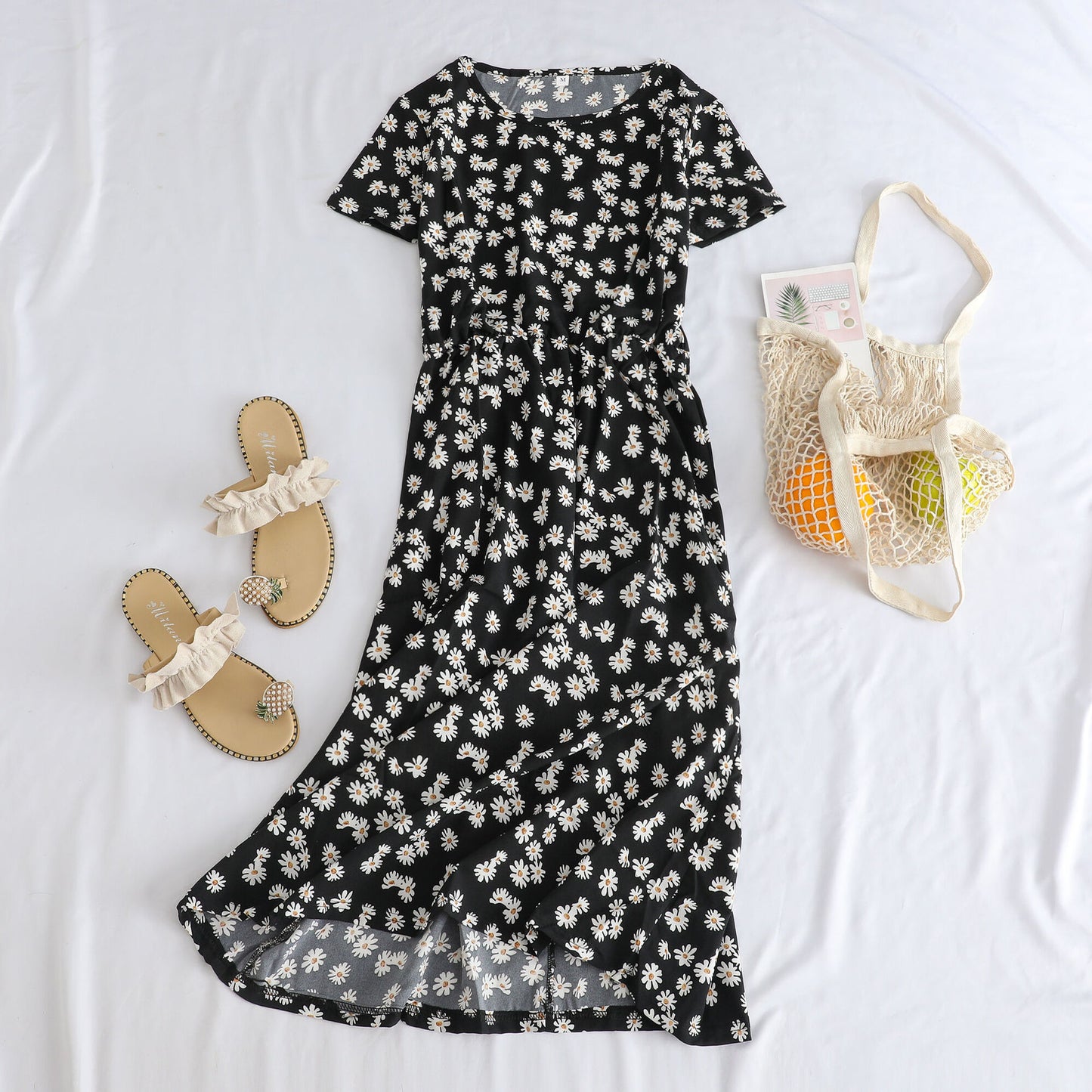 Printed Short-sleeve Waist-cinching Figure-flattering Dress For Petite Frames