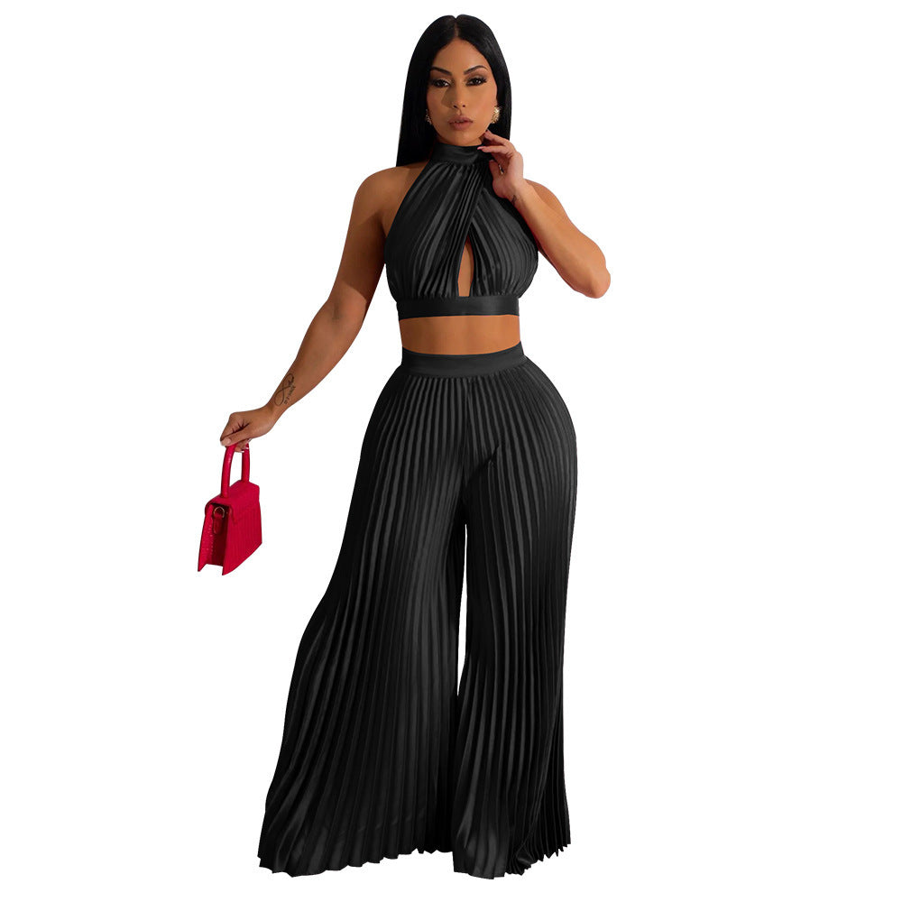 Ensemble deux pièces pour femme avec pantalon large plissé en soie et dos nu