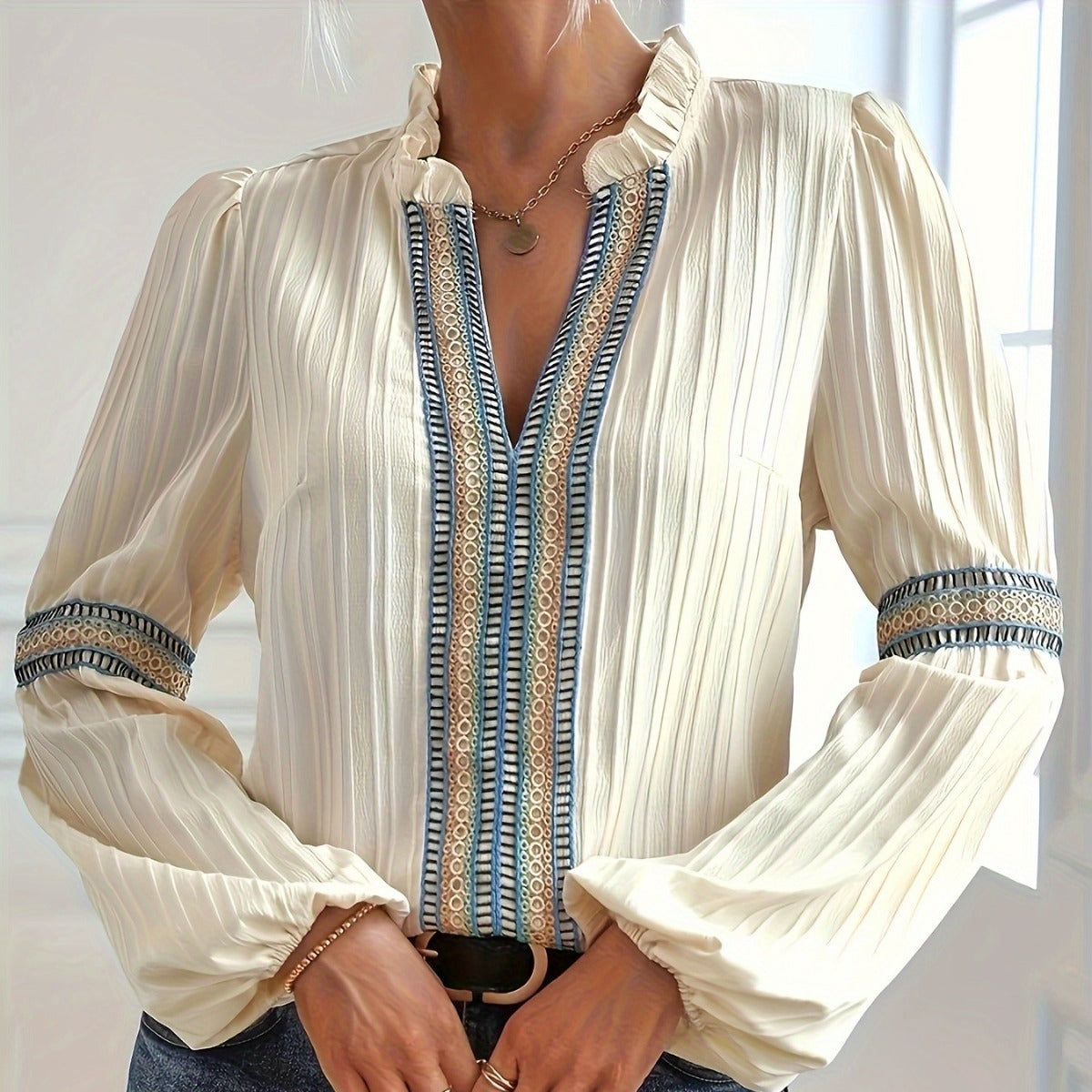 Chemise patchwork simple à col en V et dentelle unie