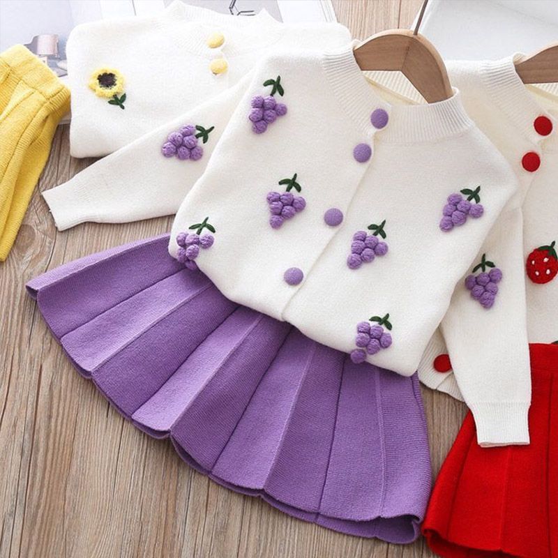Ensemble deux pièces pull fin et jupe tournesol