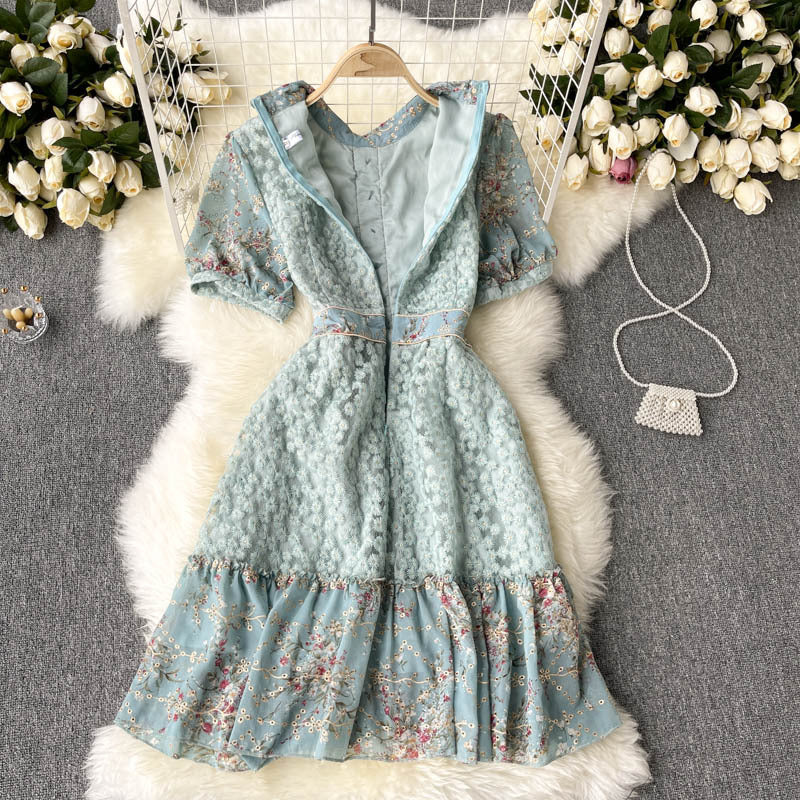 Light Luxury Ladies Fried Street Dress French Puff Sleeves Age-reducing Slim Short Heavy Industry Embroidered Ruffle Skirt