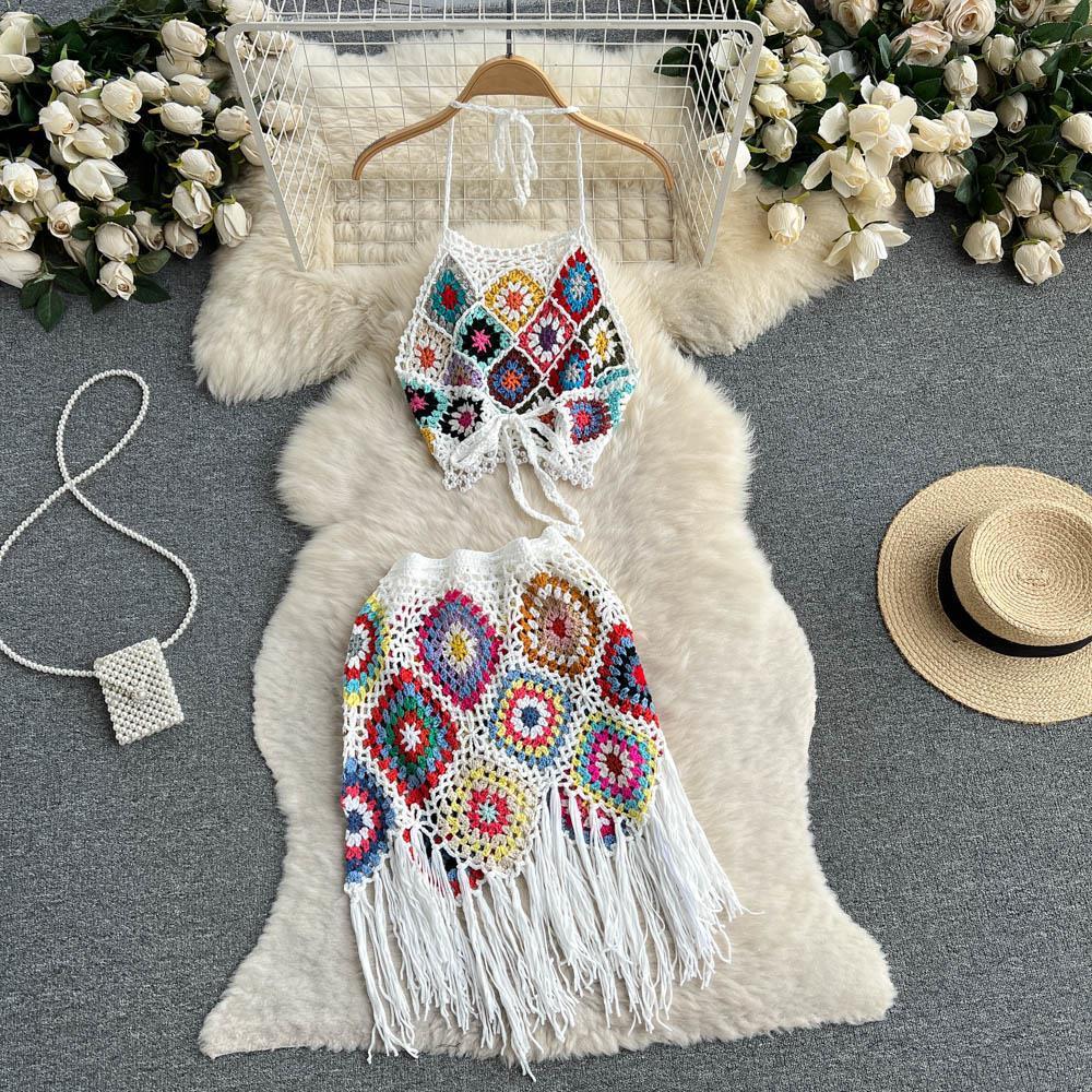 Ensemble deux pièces haut tube et jupe courte style bohème tricoté et crocheté