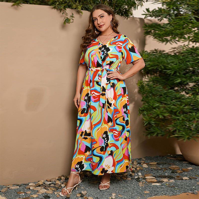 French-style Elegant Plus-size White Ink-wash Floral V-neck Short-sleeve Waist-cinched Maxi Dress