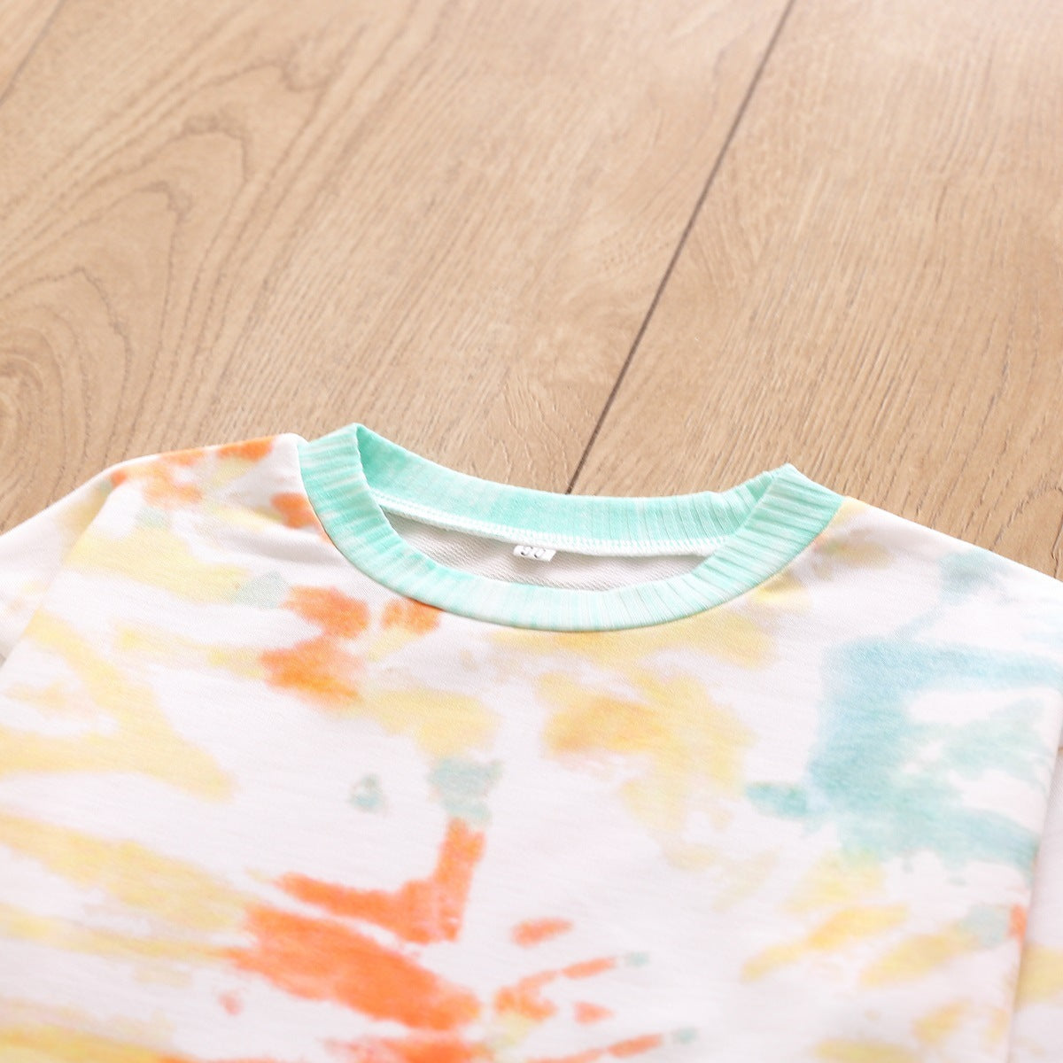 Ensemble deux pièces pull à manches longues et pantalon tie-dye à col rond