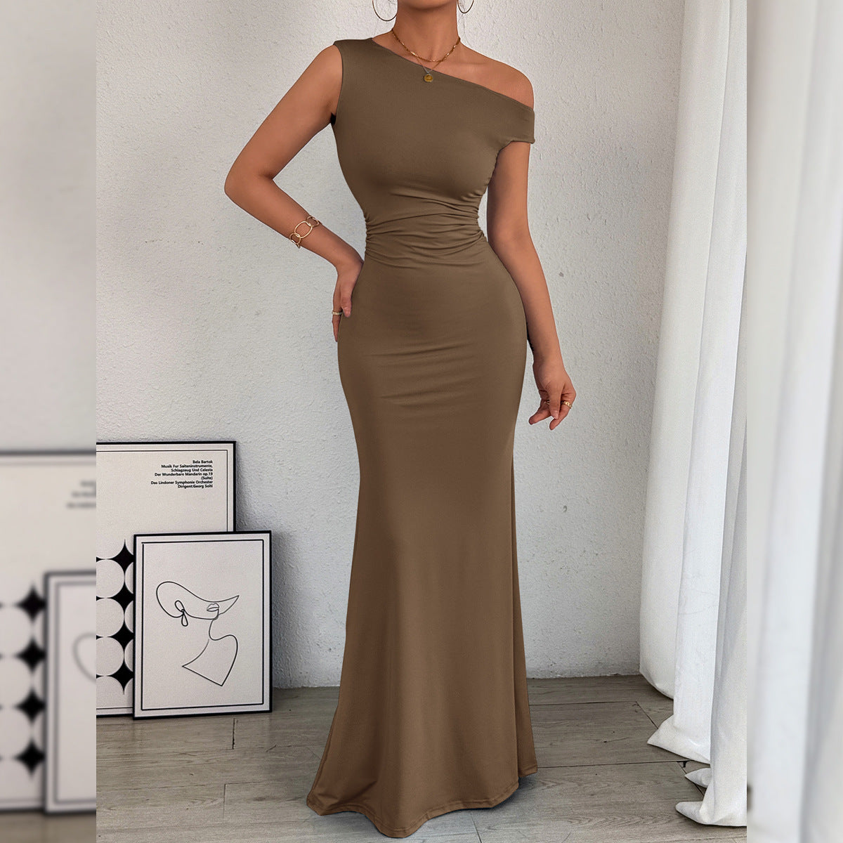 Off-the-shoulder Waist Pleated Sleeveless Dress