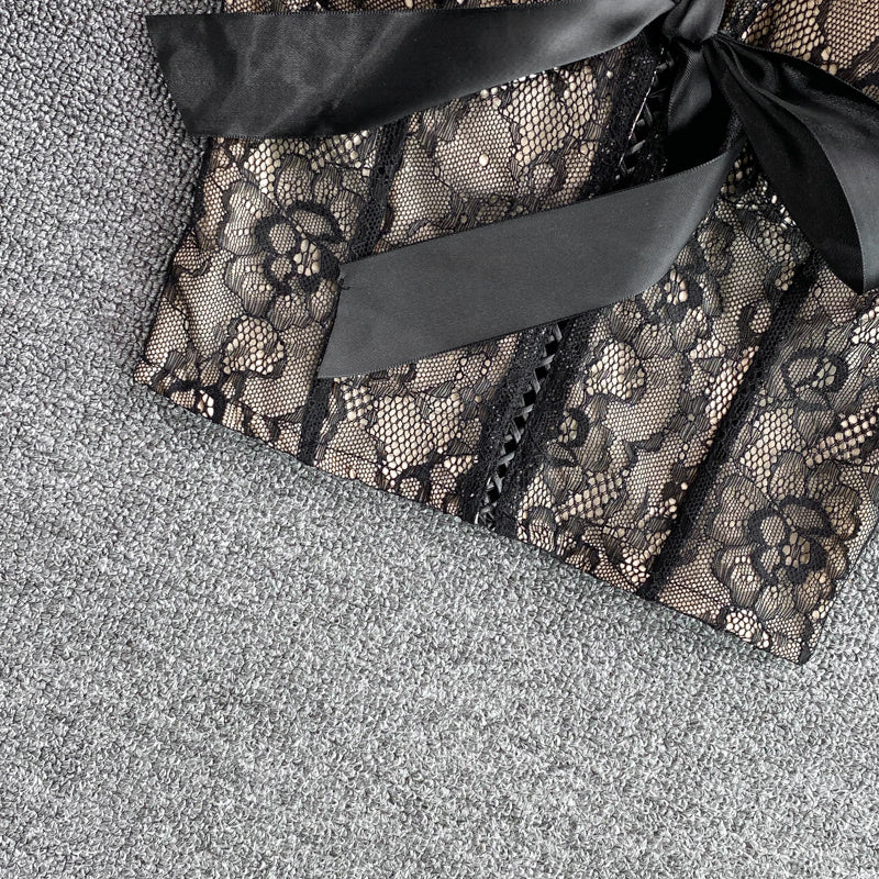 Lace Camisole With Slim Eyelashes And Beautiful Back