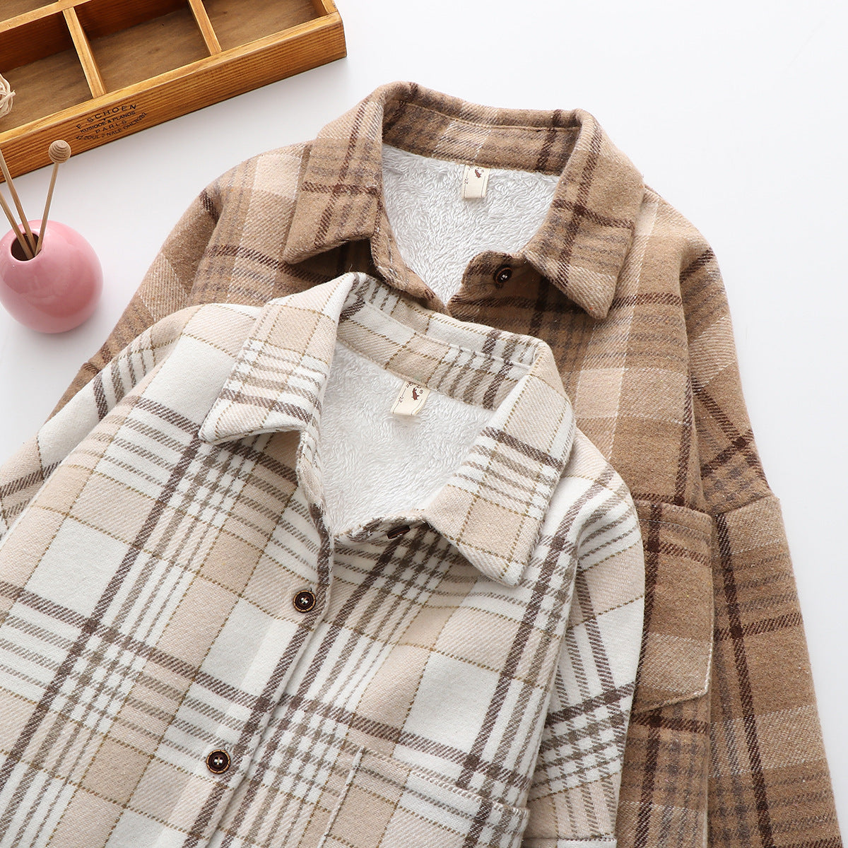 Women's Lazy Style Warm Woolen Coat With Thick Plaid Shirt