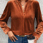 Chemise à col montant pour femme