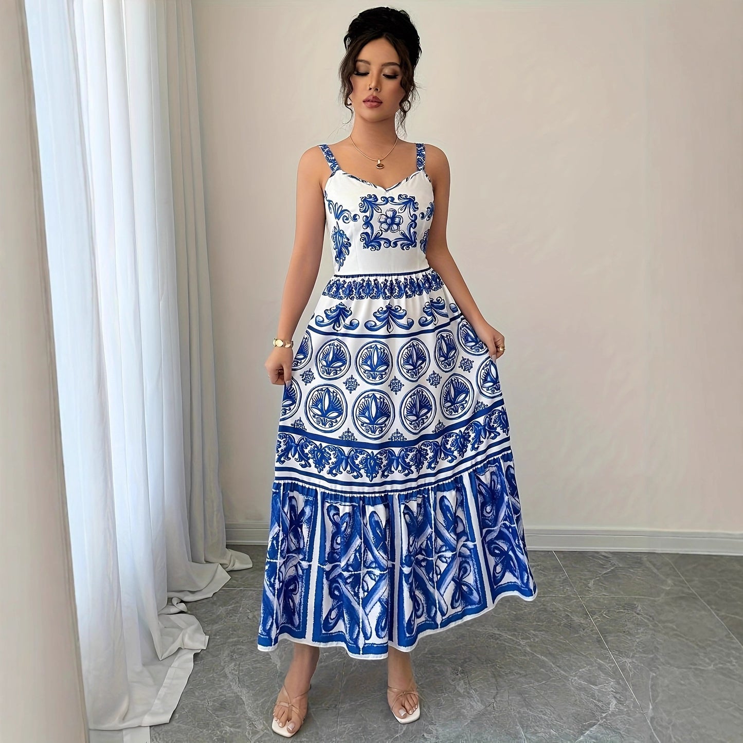 Women's Summer New Waist-slimming Design Floral Strap Dress Elegant Vacation Style