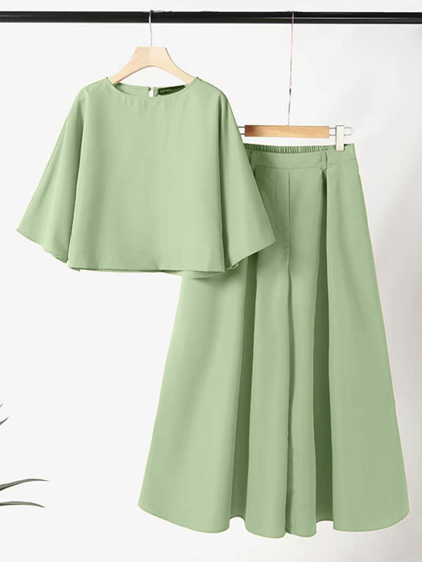European And American Fashion Suit Solid Color Short Sleeve Loose Trousers Two-piece Set
