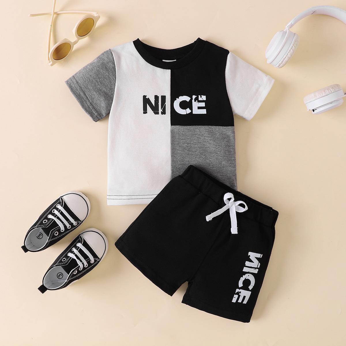 Ensemble short imprimé à manches courtes