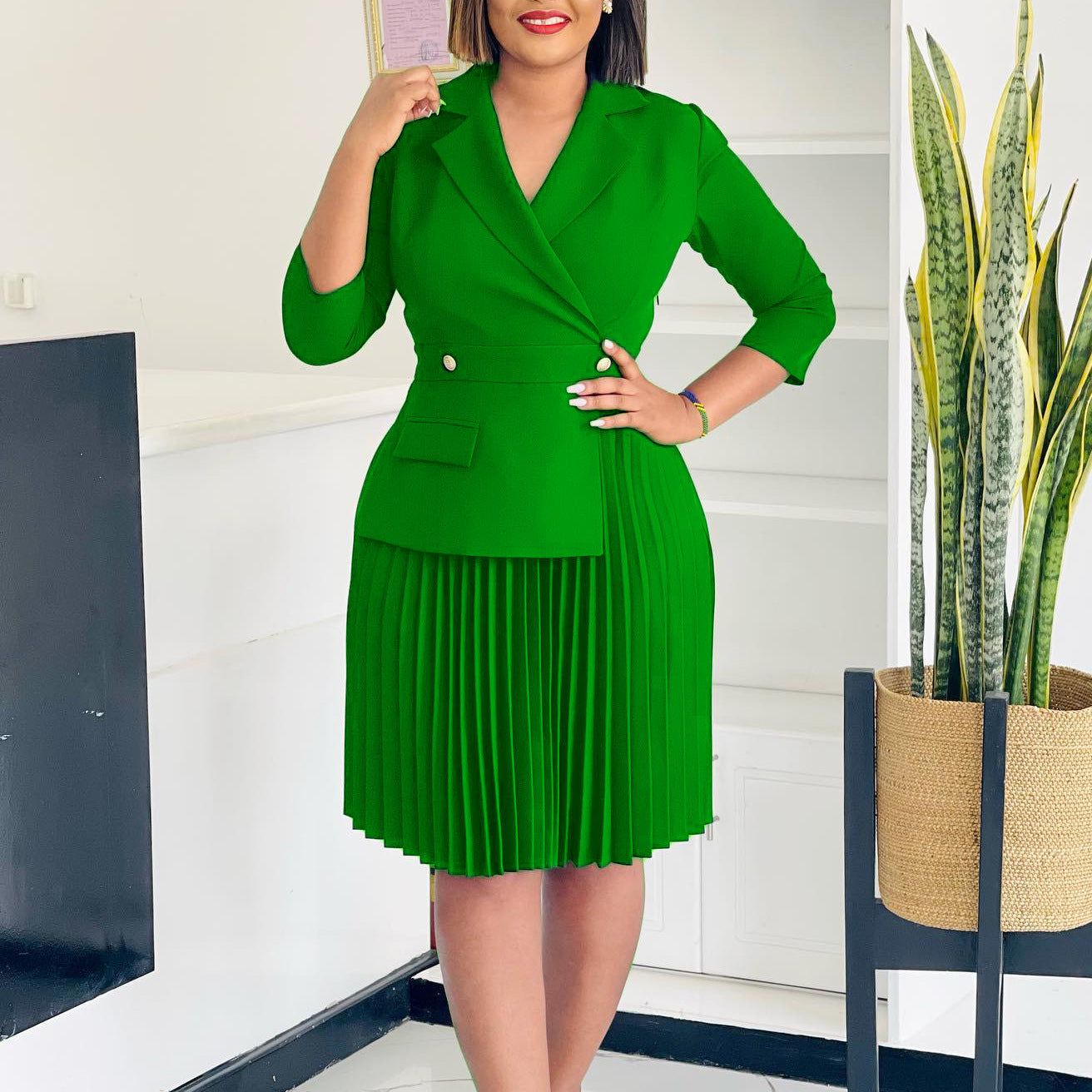 New Fashion Elegant Suit Collar Solid Color Pleated Dress
