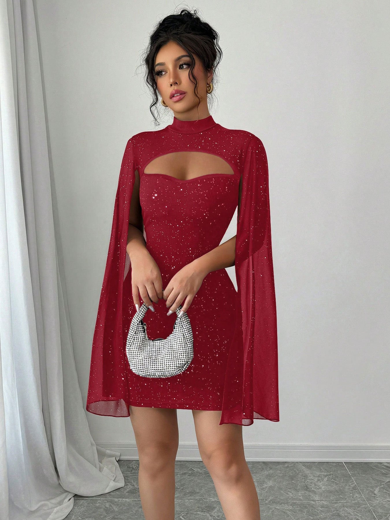 Round-neck Ribbed Pearl Chiffon Cape Bodycon Dress