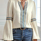 Chemise patchwork simple à col en V et dentelle unie