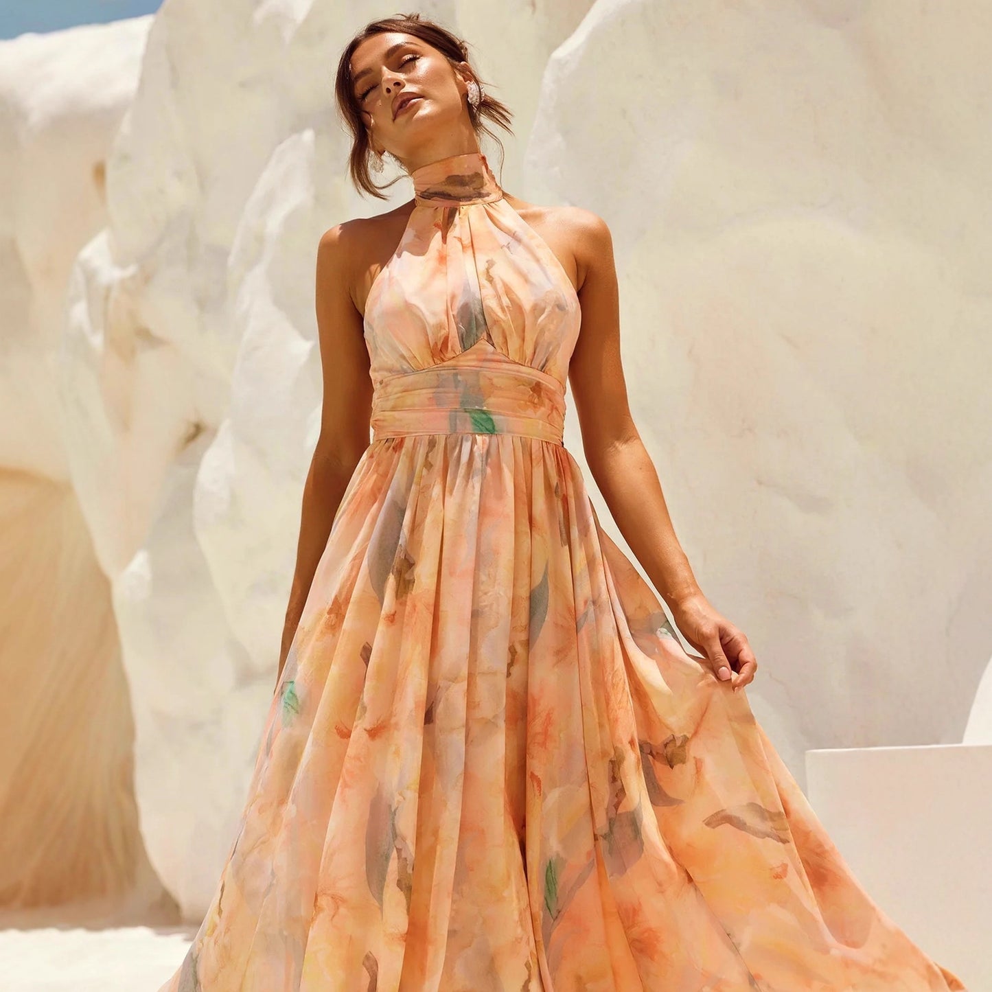 Women's Holiday-style Sleeveless Printed Backless Dress