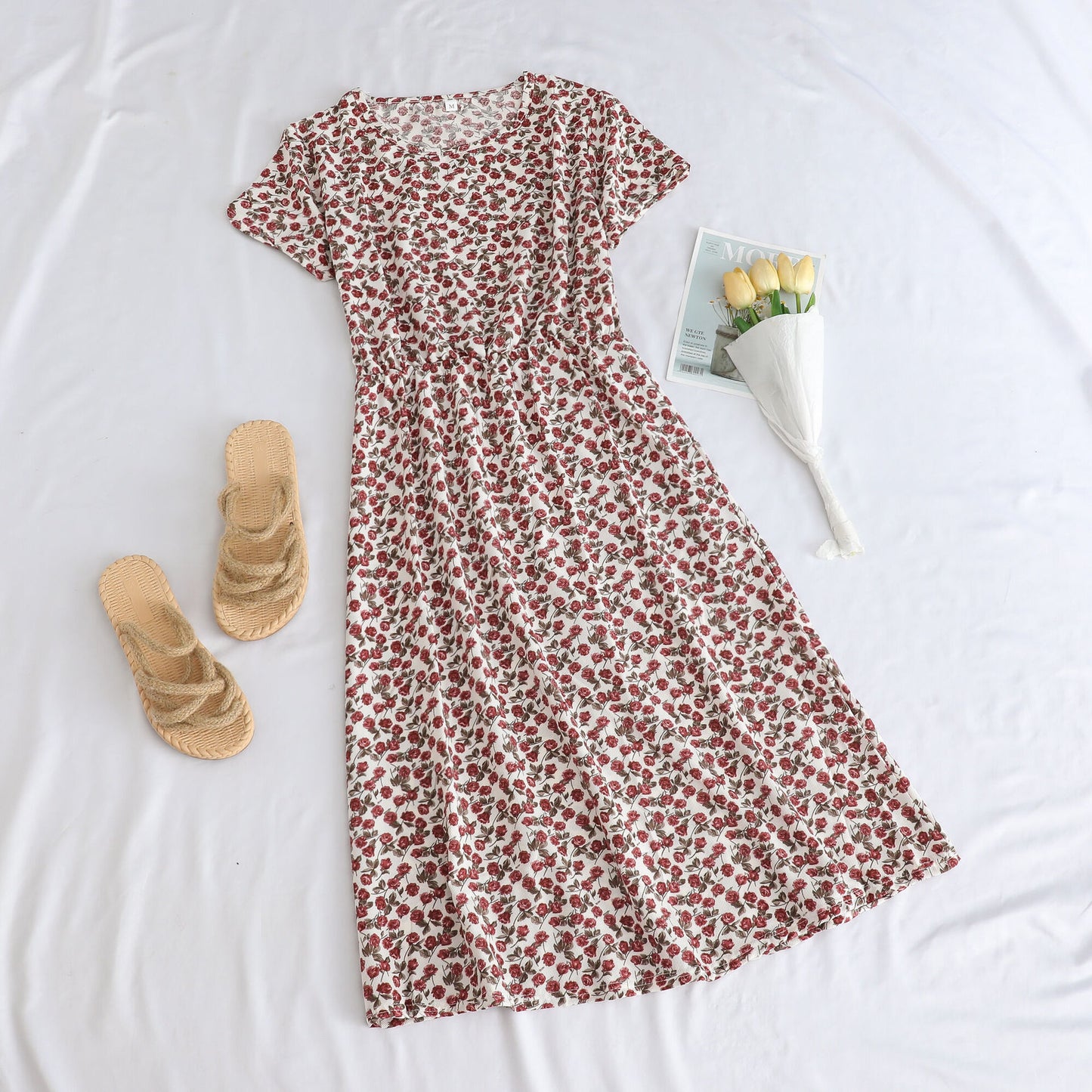 Printed Short-sleeve Waist-cinching Figure-flattering Dress For Petite Frames