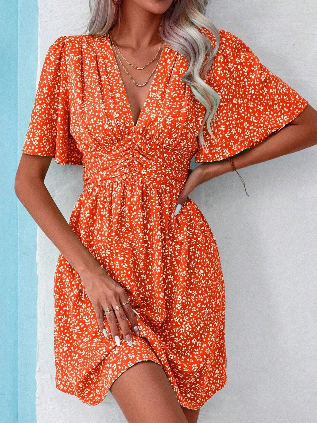Robe confortable et décontractée à manches courtes pour femme