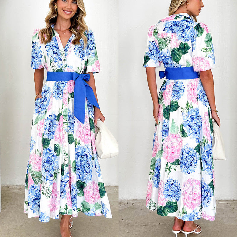 Robe trapèze à manches courtes et ceinture style bohème imprimée