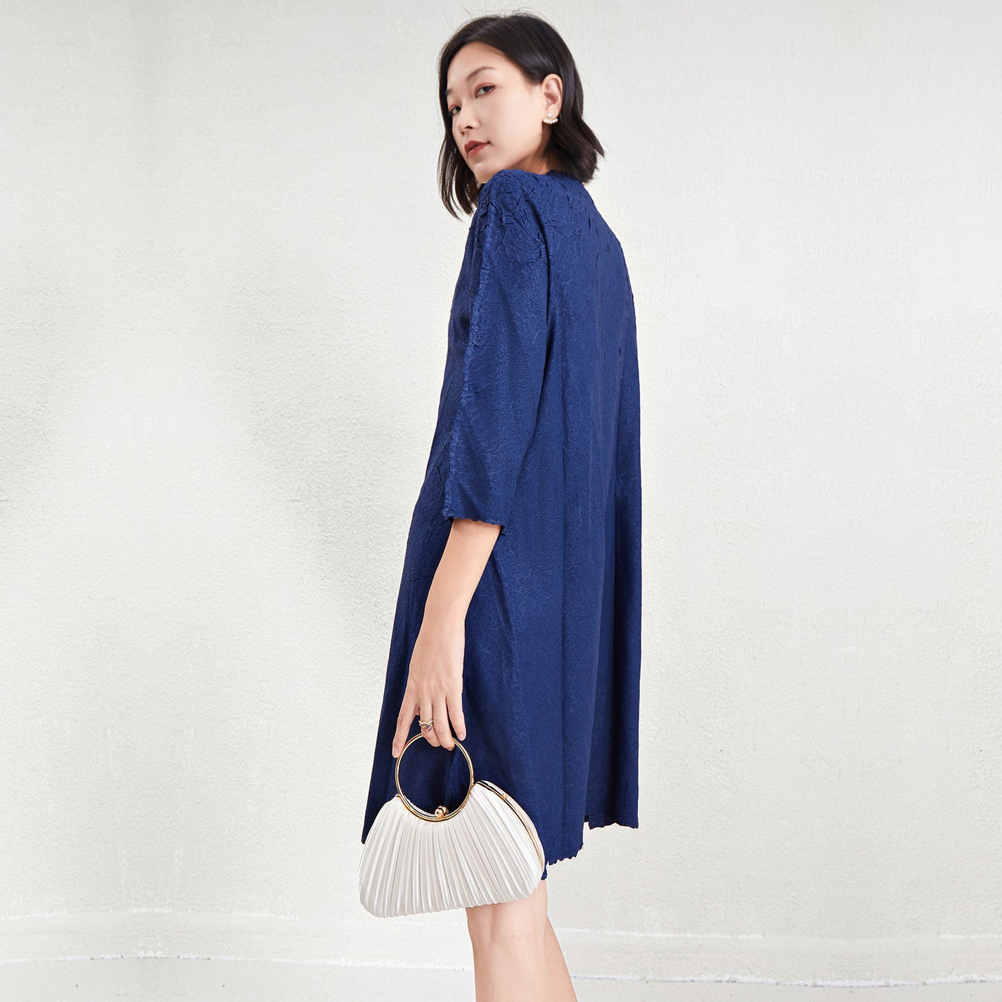 Robe à manches longues, élégante et tendance