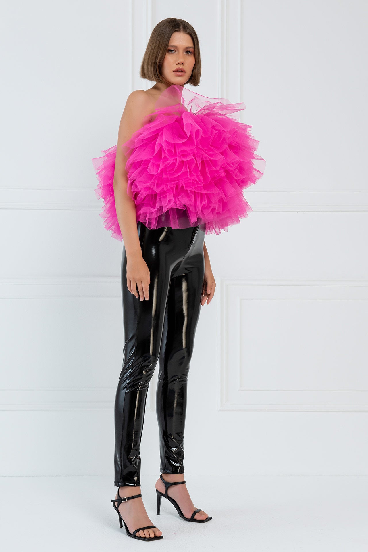 Ladies Fashion Mesh Slip-Neck Puff Top