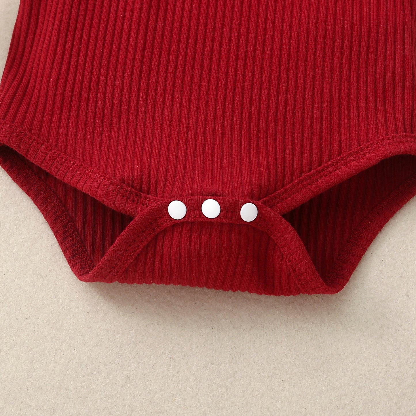 White Flounced Sleeve Shorts Suit